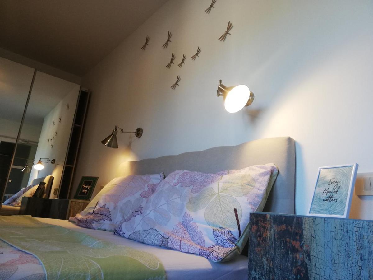 Riviera Rooms And Apartments Palit エクステリア 写真