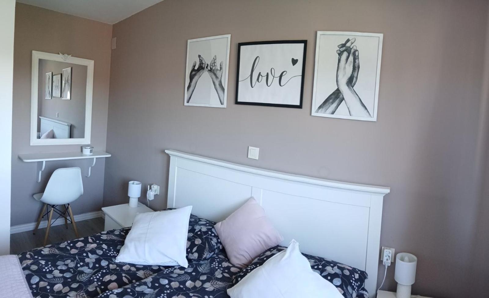 Riviera Rooms And Apartments Palit エクステリア 写真