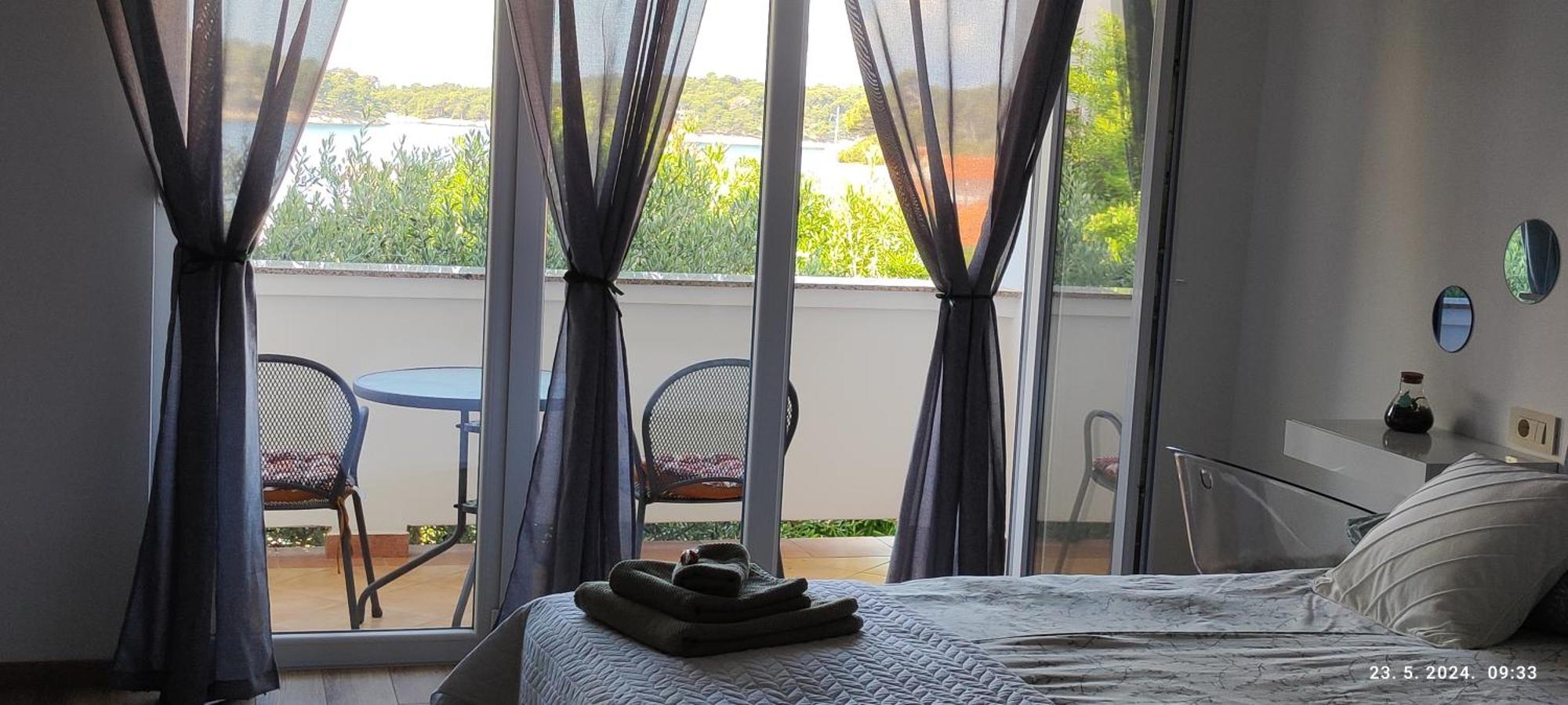 Riviera Rooms And Apartments Palit エクステリア 写真